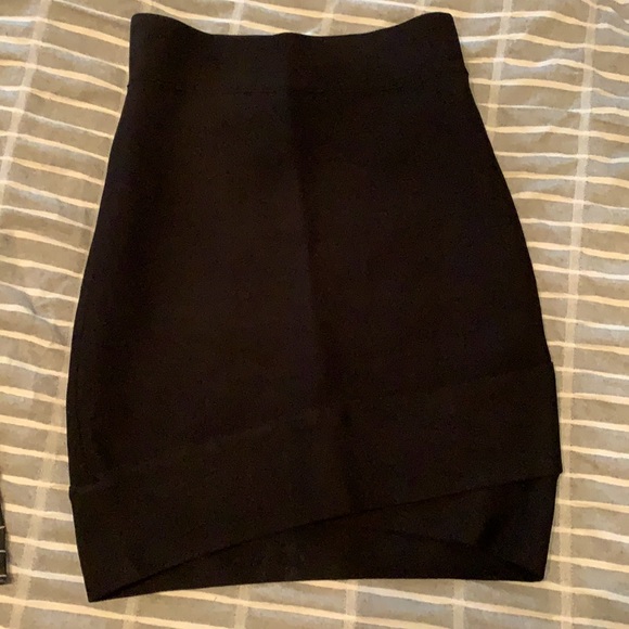 Black BCBG skirt - Picture 1 of 2